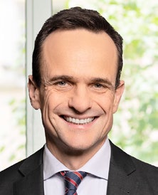 Dr. Mark Zimmer ADVANT Beiten, Munich Attorney-at-Law, Specialist Lawyer for Labor Law, Partner mark.zimmer@advant-beiten.com www.advant-beiten.com